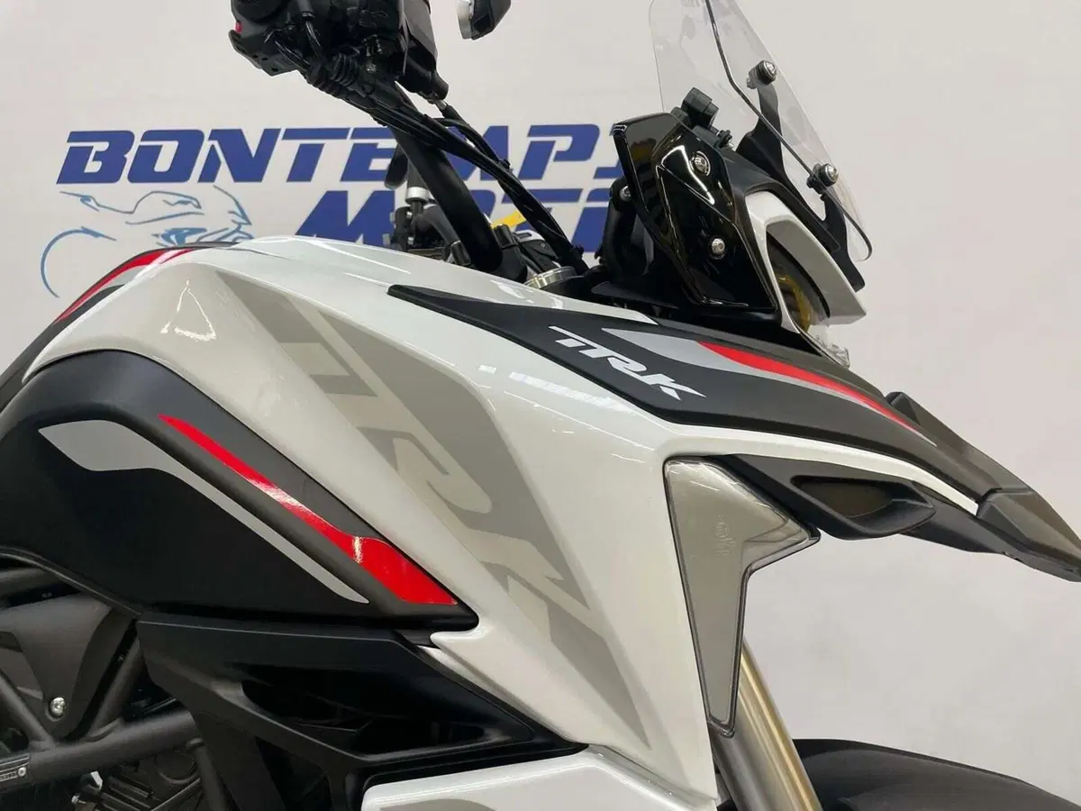 Benelli TRK 702 (2023 - 25) (5)