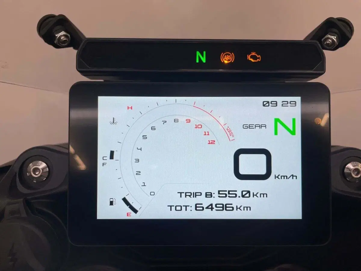 Benelli TRK 702 (2023 - 25) (11)