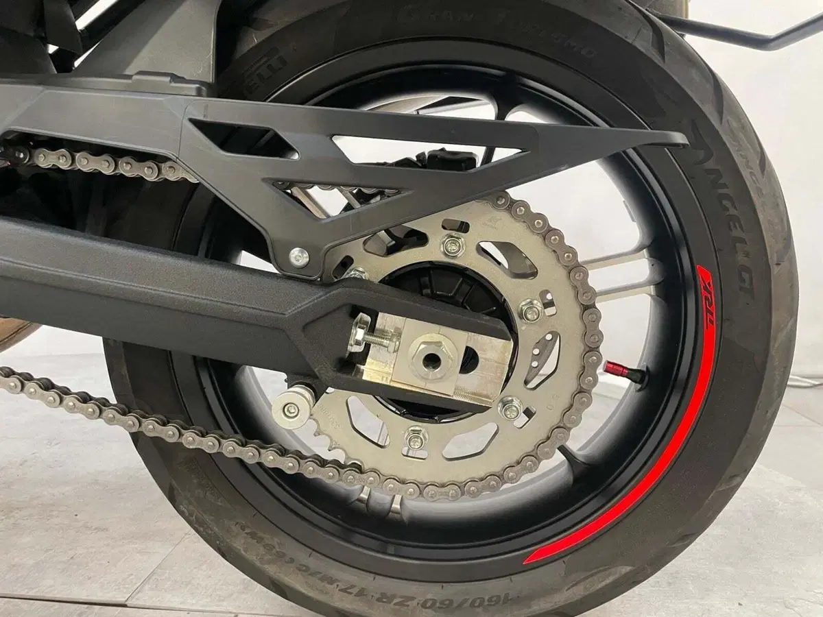 Benelli TRK 702 (2023 - 25) (13)