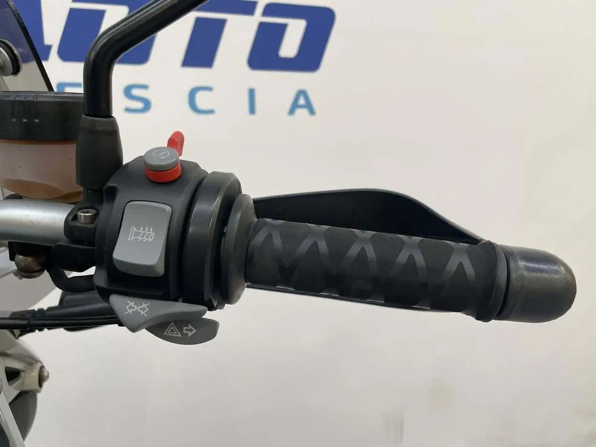 Bmw R 1200 R (2006 - 11) (6)