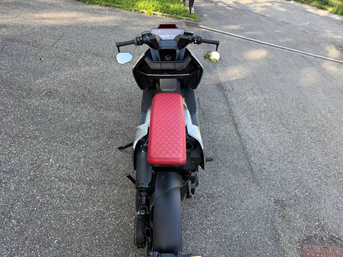 Bmw CE 04 (2021 - 25) (2)