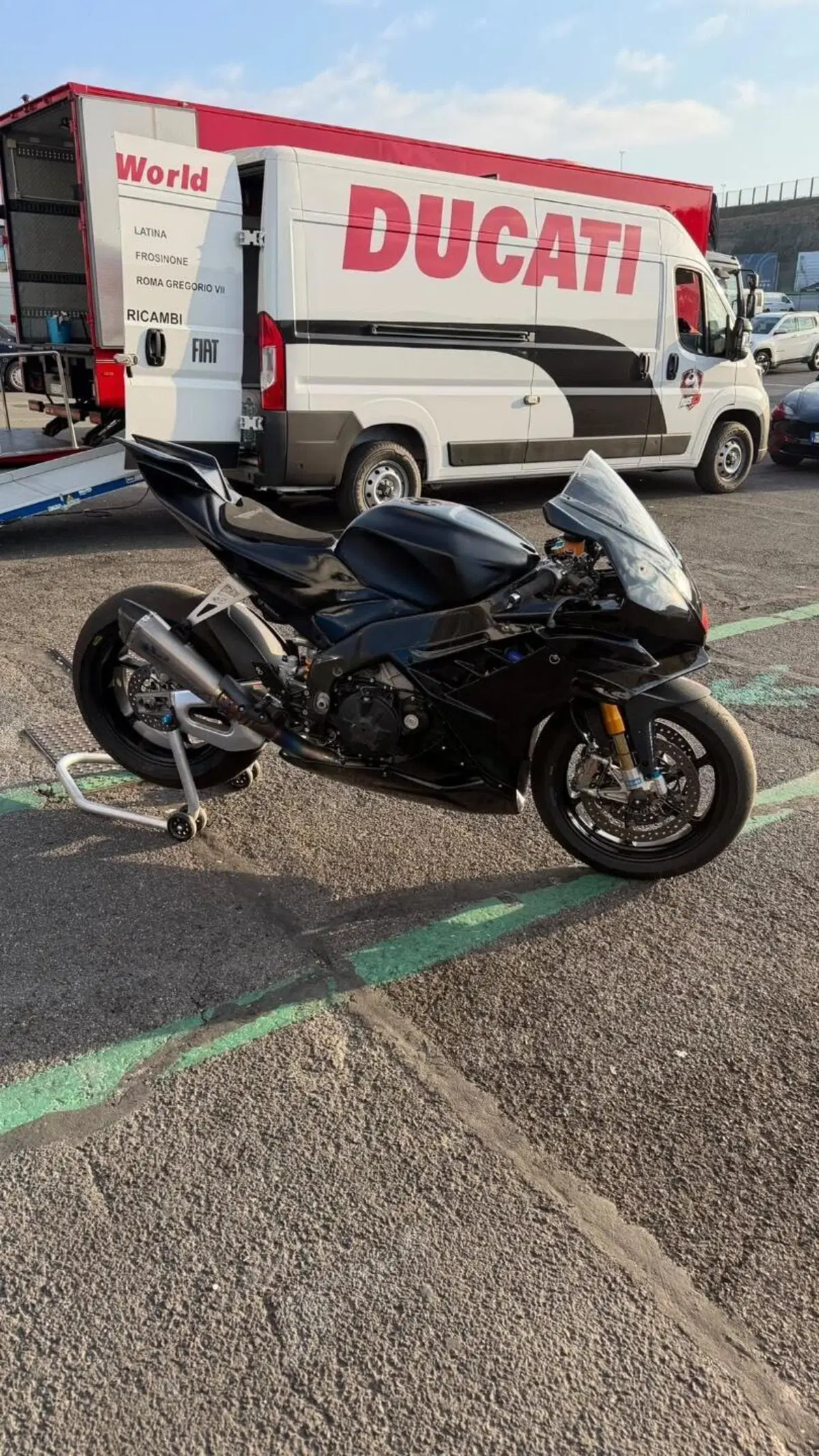 Aprilia RSV4 RR (2017 - 18)