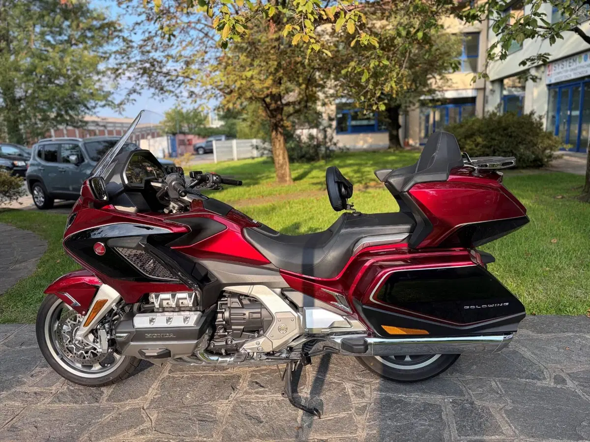 Honda GL 1800 Gold Wing Tour DTC (2018 - 20)
