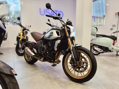 CFMOTO 700CL-X Heritage (2021 - 26) usata