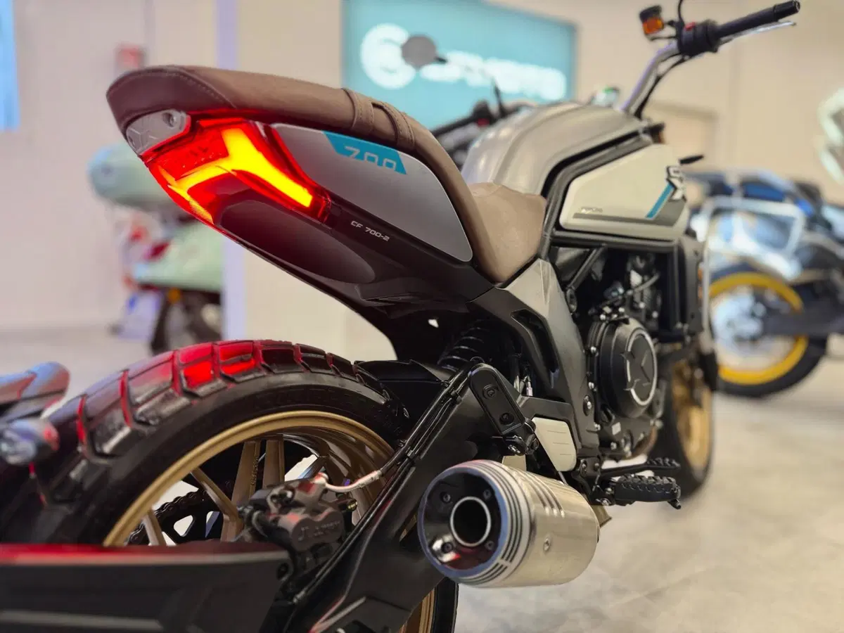 CFMOTO 700CL-X Heritage (2021 - 26) (5)