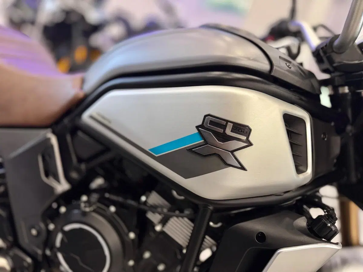 CFMOTO 700CL-X Heritage (2021 - 26) (8)
