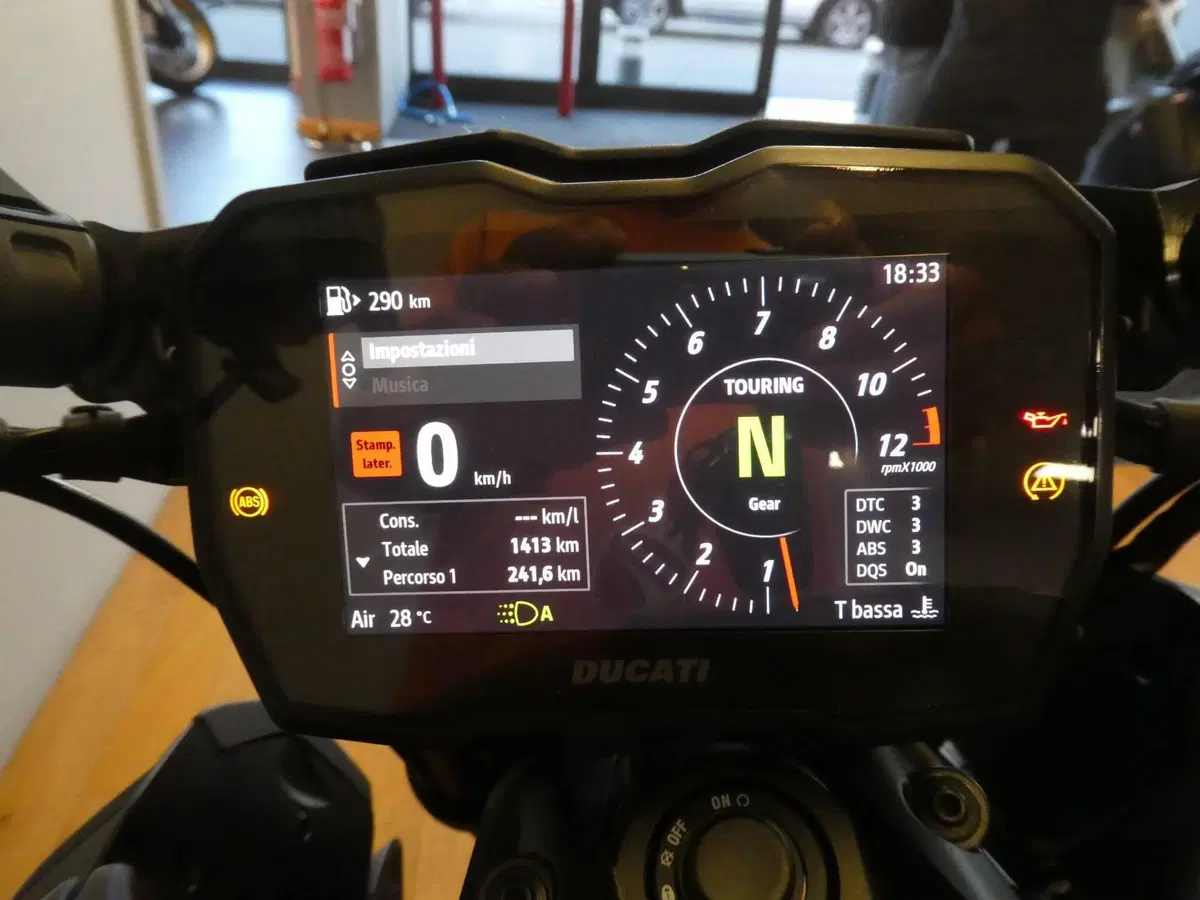 Ducati Diavel V4 (2023 - 26) (7)