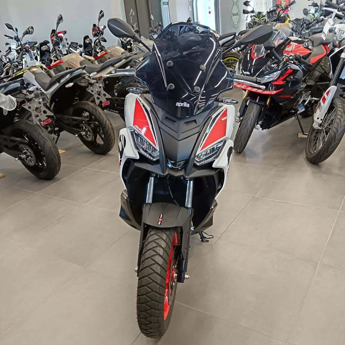 Aprilia SR GT 125 Sport (2025 - 26) (2)