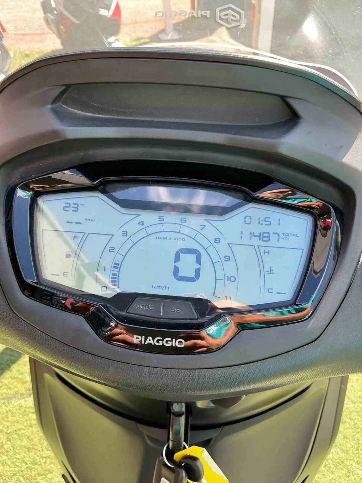 Piaggio Beverly 300 S ABS-ASR (2021 - 25) (4)