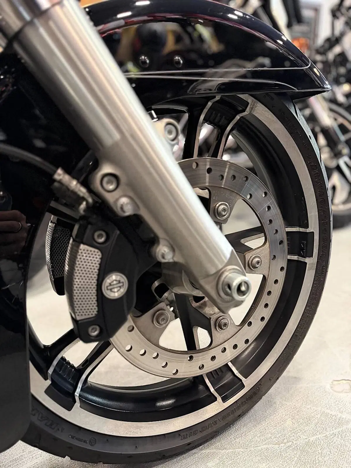 Harley-Davidson 1690 Street Glide Special (2014 - 16) - FLHX (5)