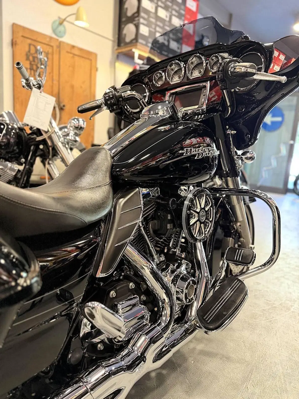 Harley-Davidson 1690 Street Glide Special (2014 - 16) - FLHX (7)