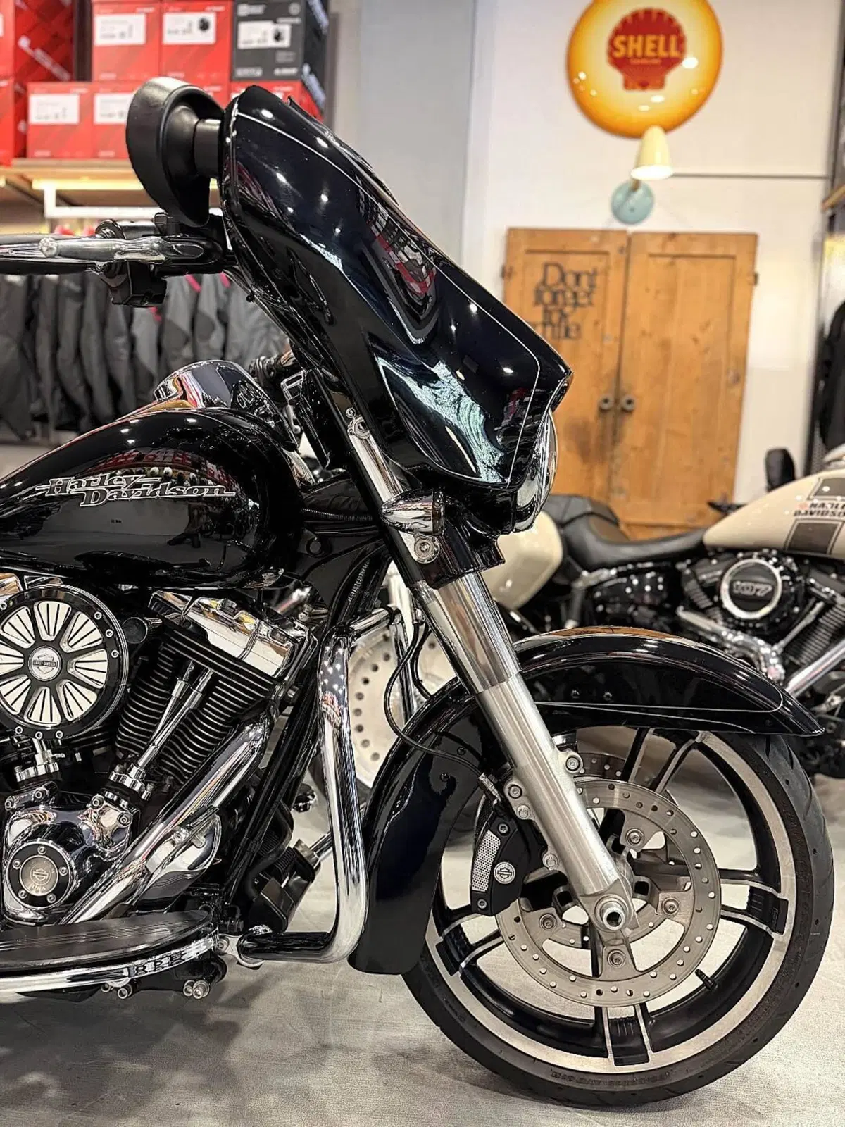 Harley-Davidson 1690 Street Glide Special (2014 - 16) - FLHX (8)