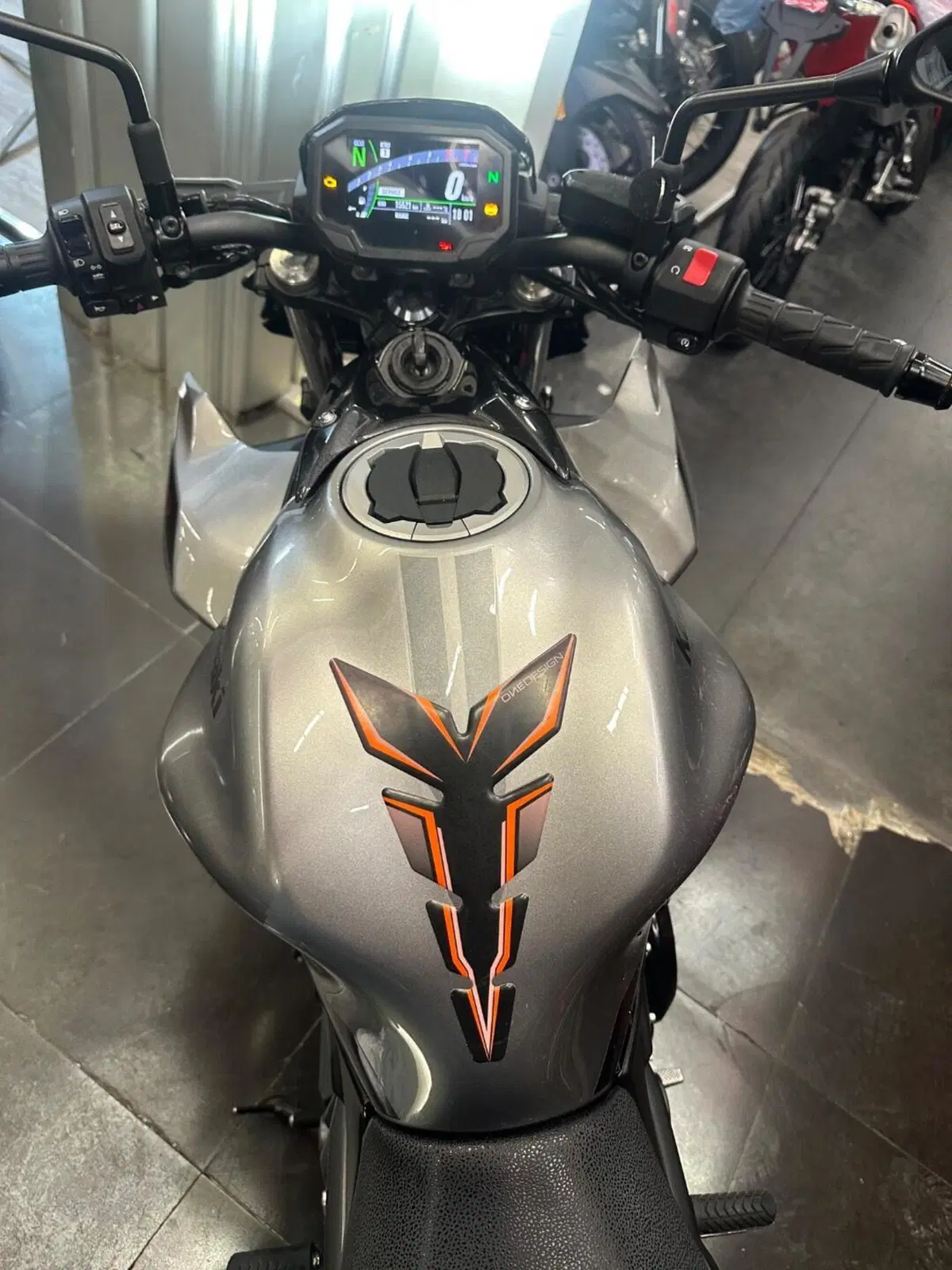 Kawasaki Z 650 (2021 - 24) (13)