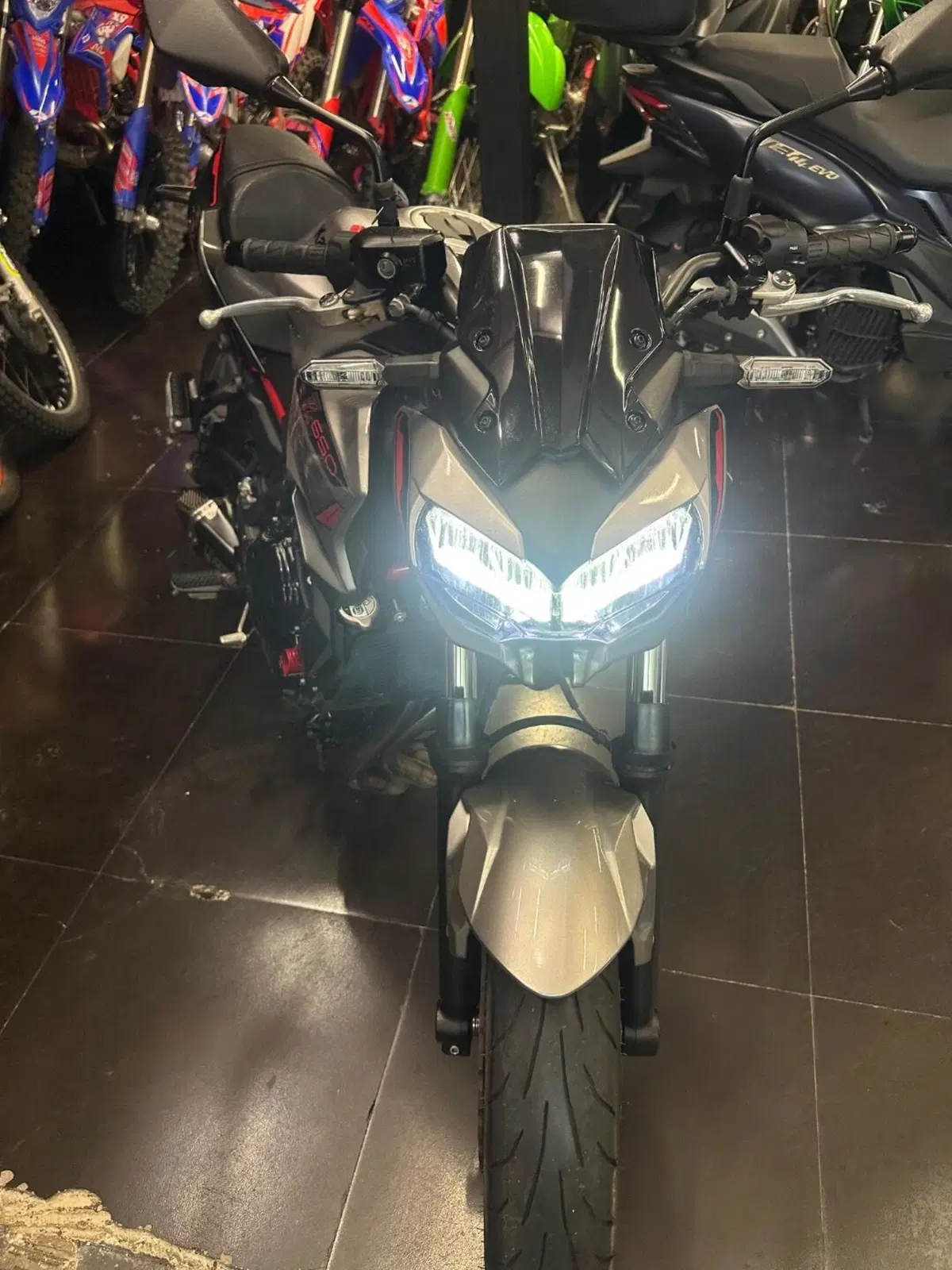 Kawasaki Z 650 (2021 - 24) (14)
