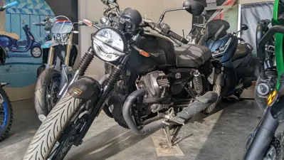 Moto Guzzi V7 Stone (2025 - 26) usata