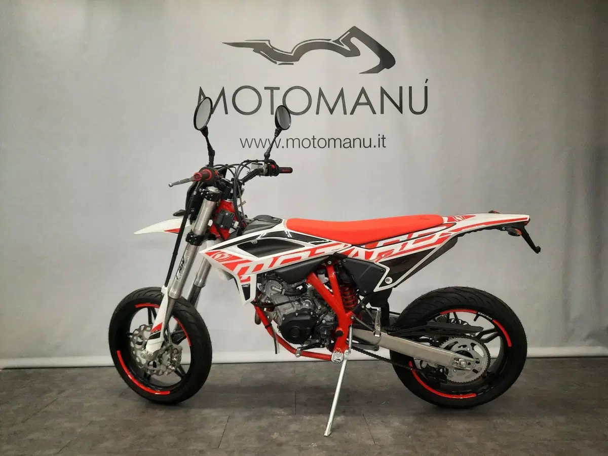 Betamotor RR 125 4T Motard LC (2021 - 23) (2)