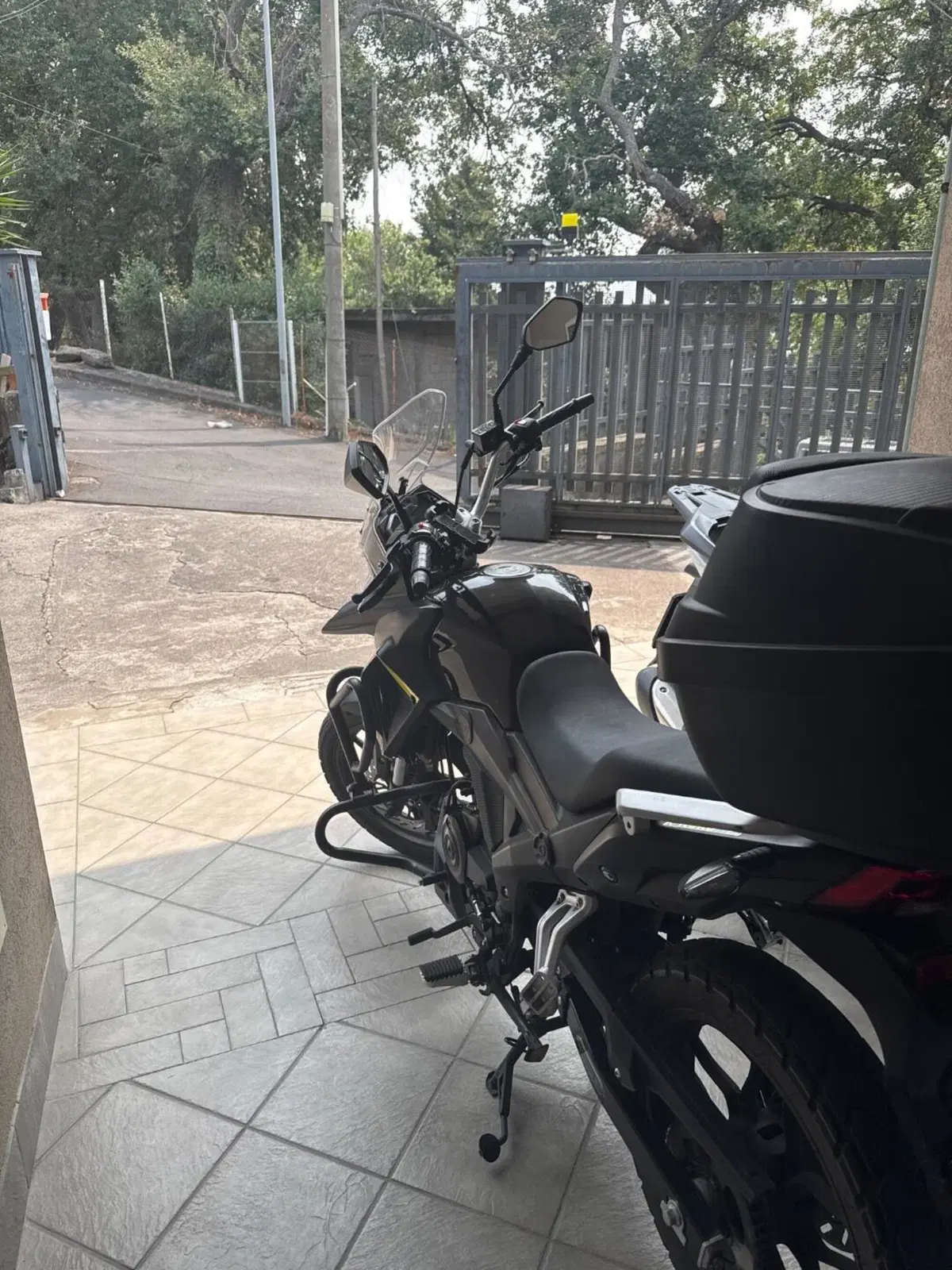 Motron Motorcycles X-Nord 125 Touring (2021 - 26) (2)
