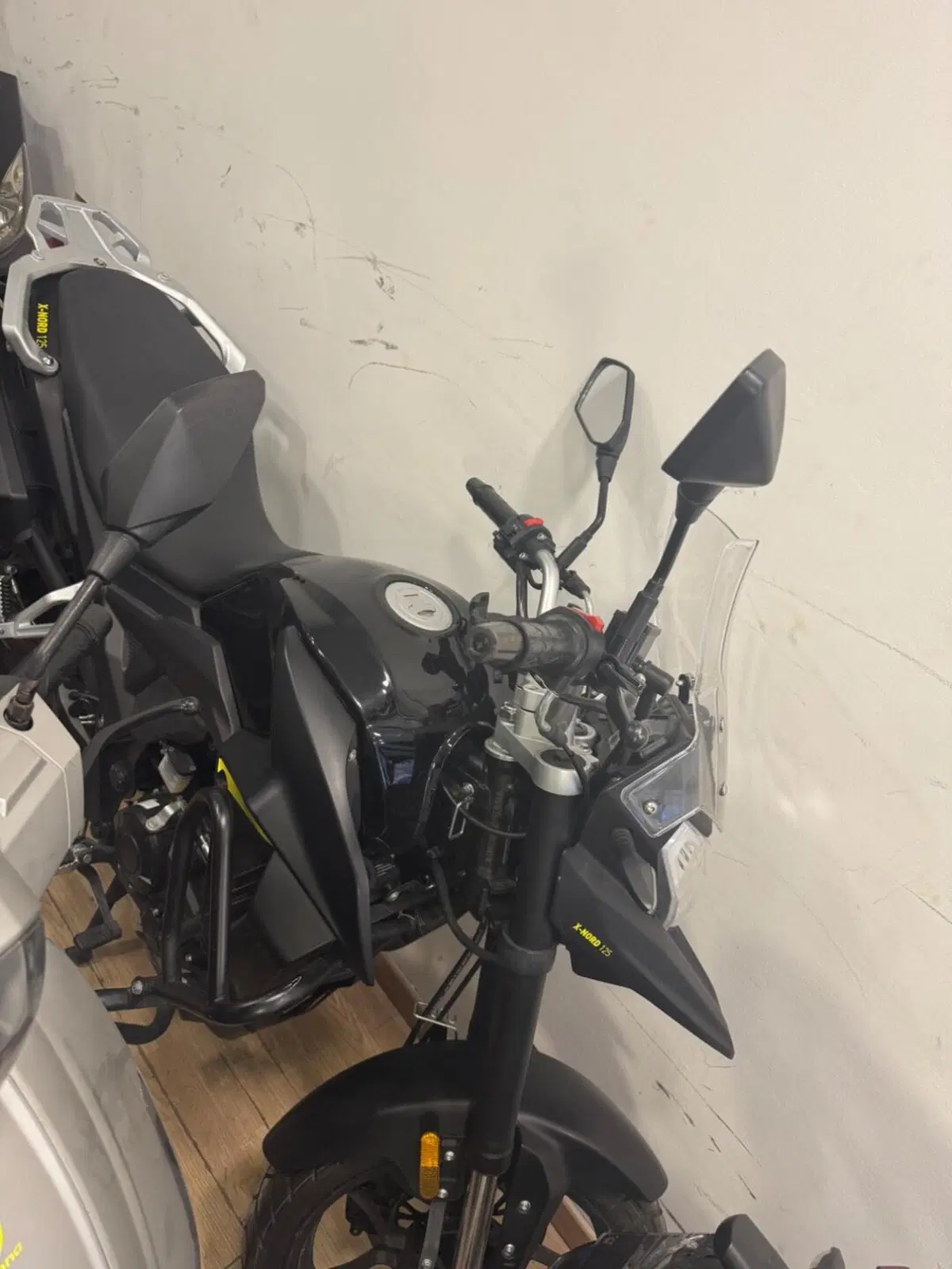 Motron Motorcycles X-Nord 125 Touring (2021 - 26) (4)