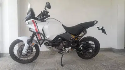 Ducati DesertX (2022 - 25) usata