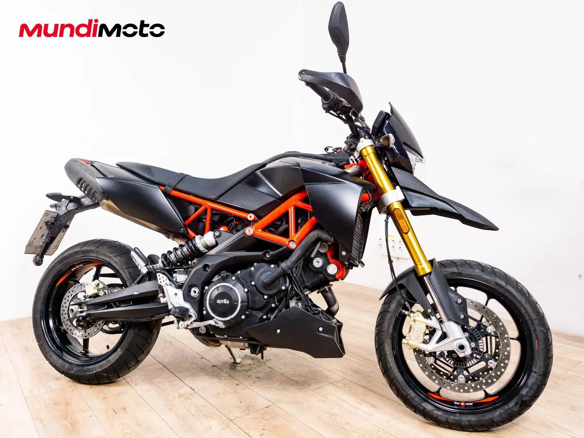 Aprilia Dorsoduro 900 (2017 - 20) (2)