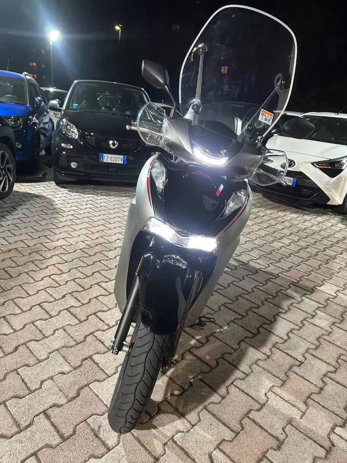 Honda SH 350 Sport (2021 - 24) (2)