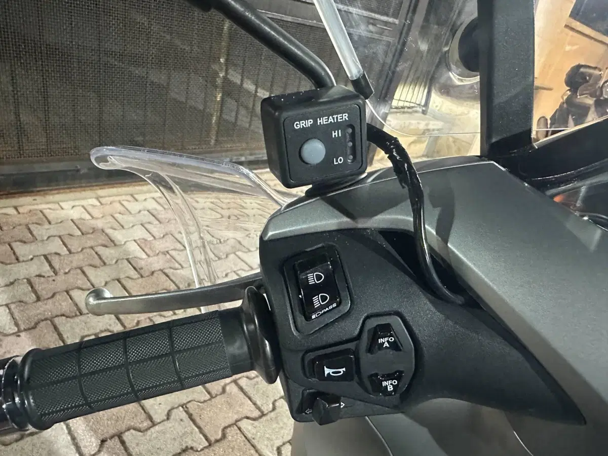 Honda SH 350 Sport (2021 - 24) (8)