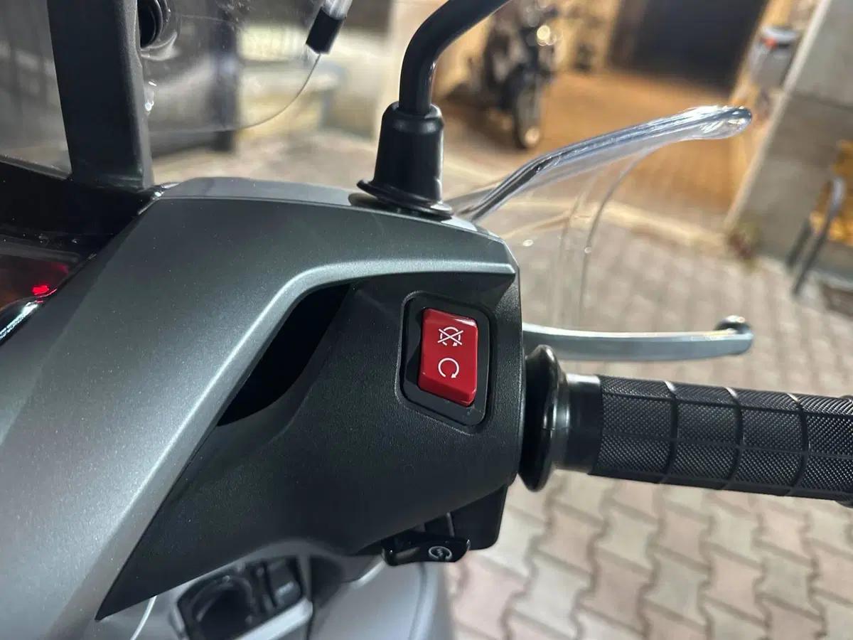 Honda SH 350 Sport (2021 - 24) (9)