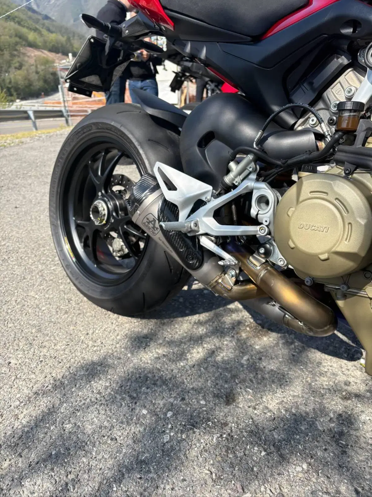 Ducati Streetfighter V4 1100 S (2021 - 22) (3)