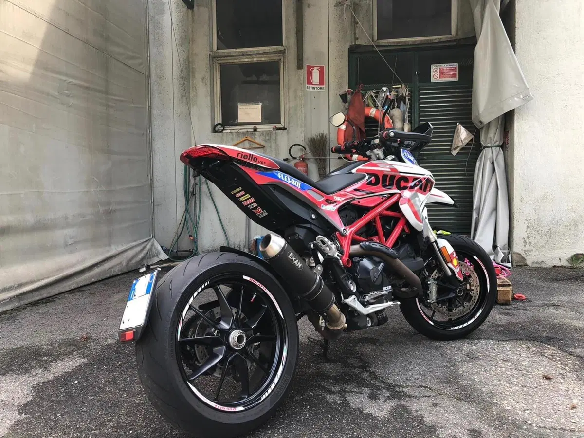 Ducati Hypermotard 939 (2016 - 18) (6)