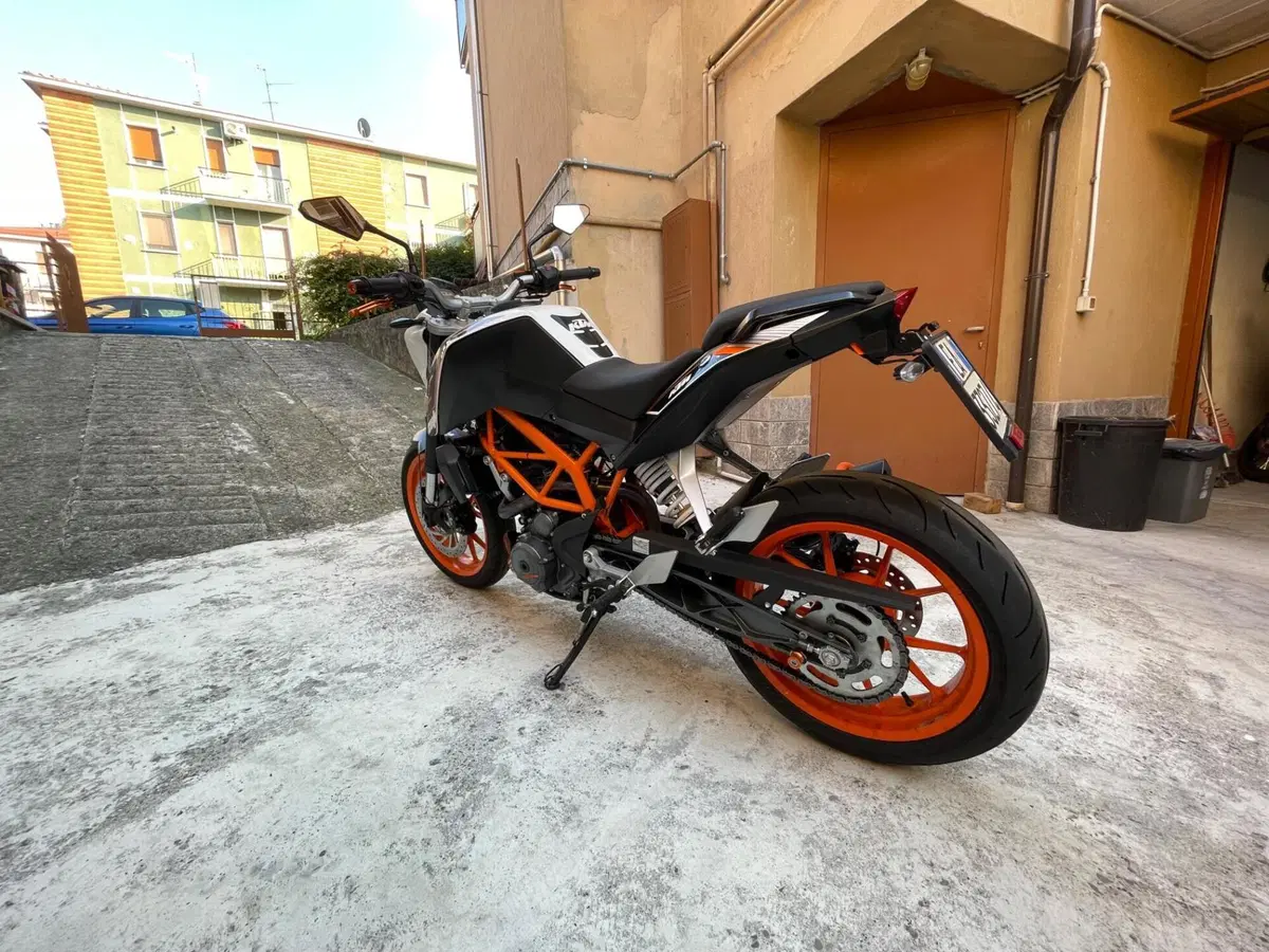 KTM 390 Duke ABS (2012 - 16) (2)