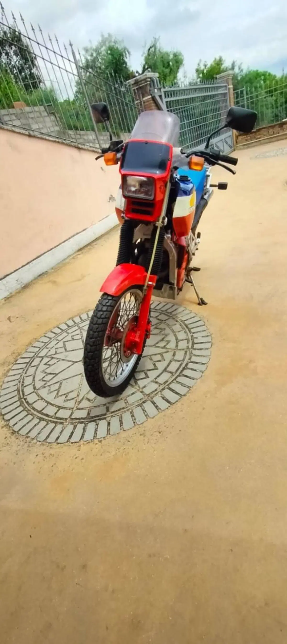 Honda XLV750R  (2)