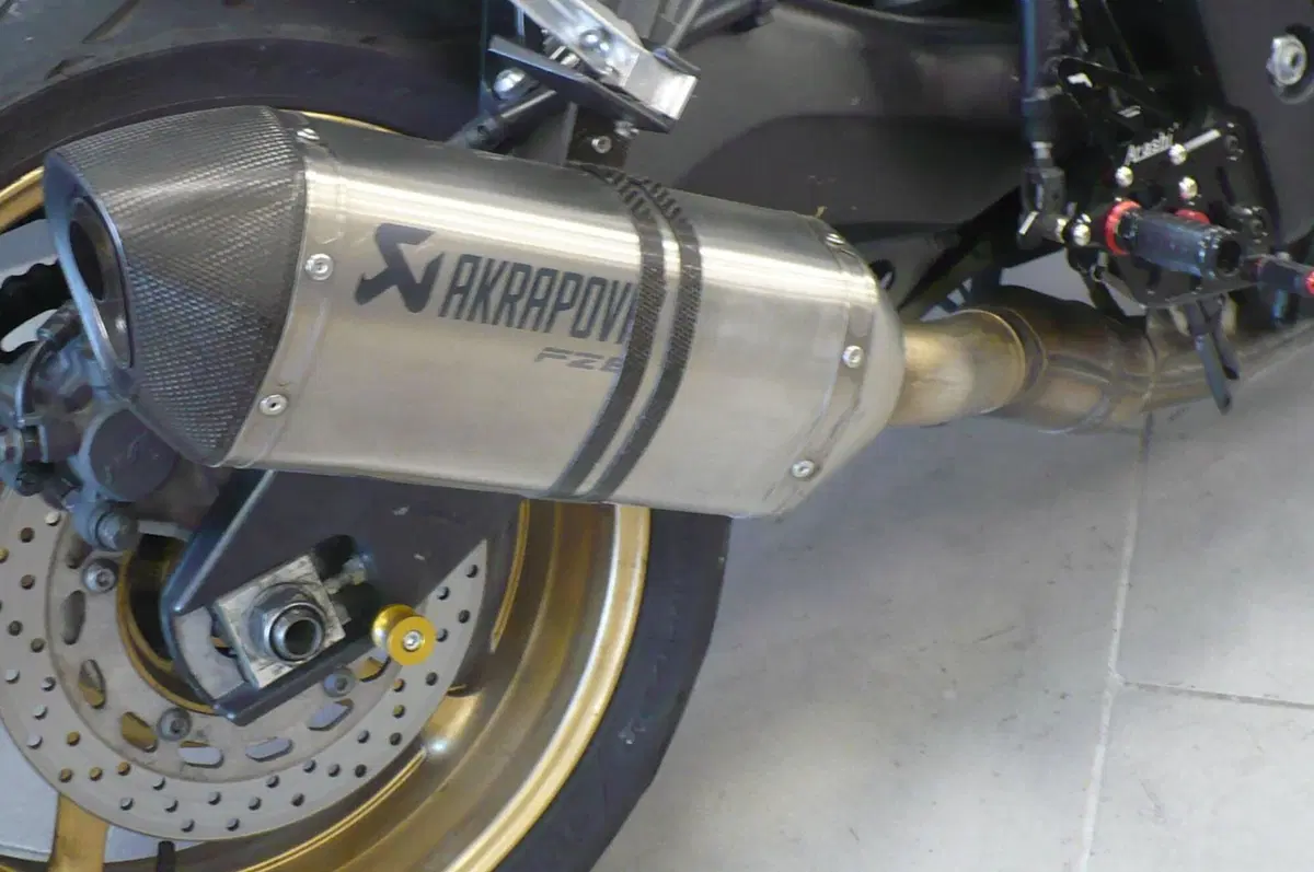 Yamaha FZ8 (2010 - 12) (10)