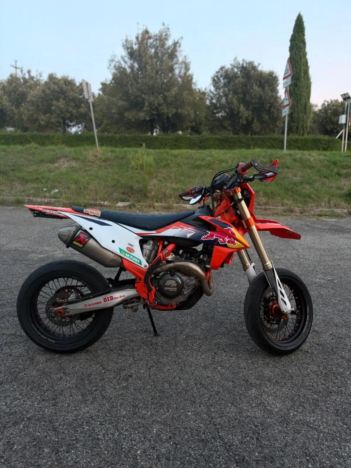 KTM 450 SX-F (2021) (2)