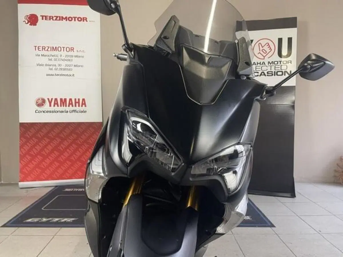 Yamaha T-Max 530 DX (2017 - 19) (4)