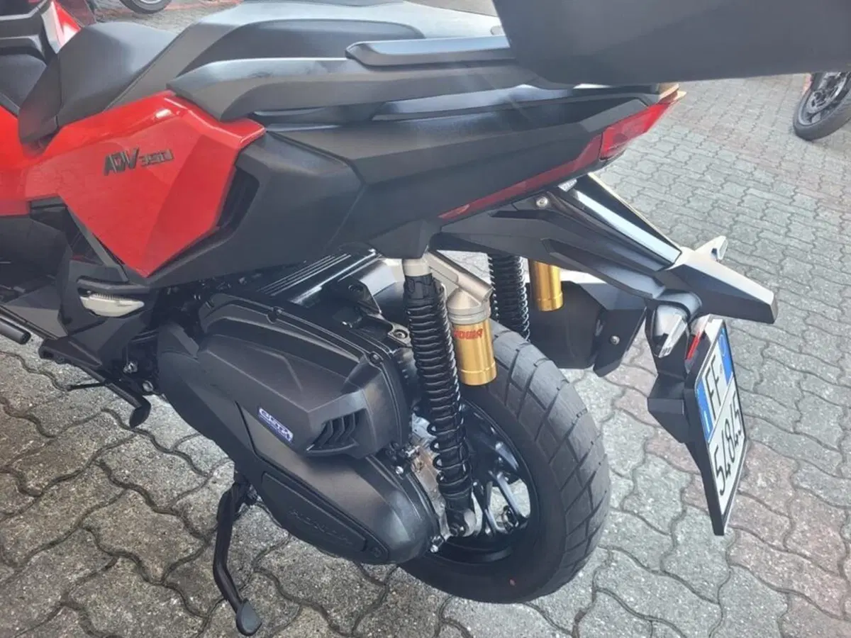 Honda ADV 350 (2025 - 26) (7)