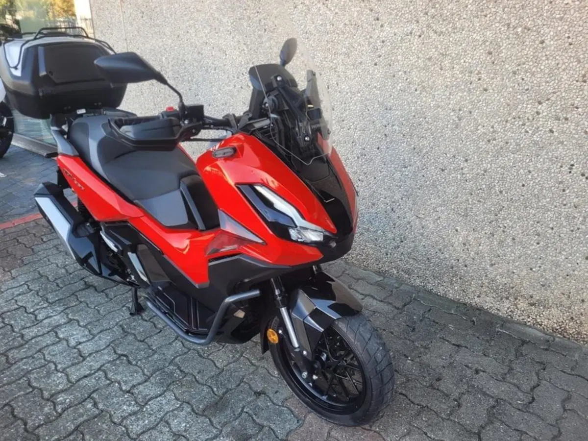 Honda ADV 350 (2025 - 26) (9)