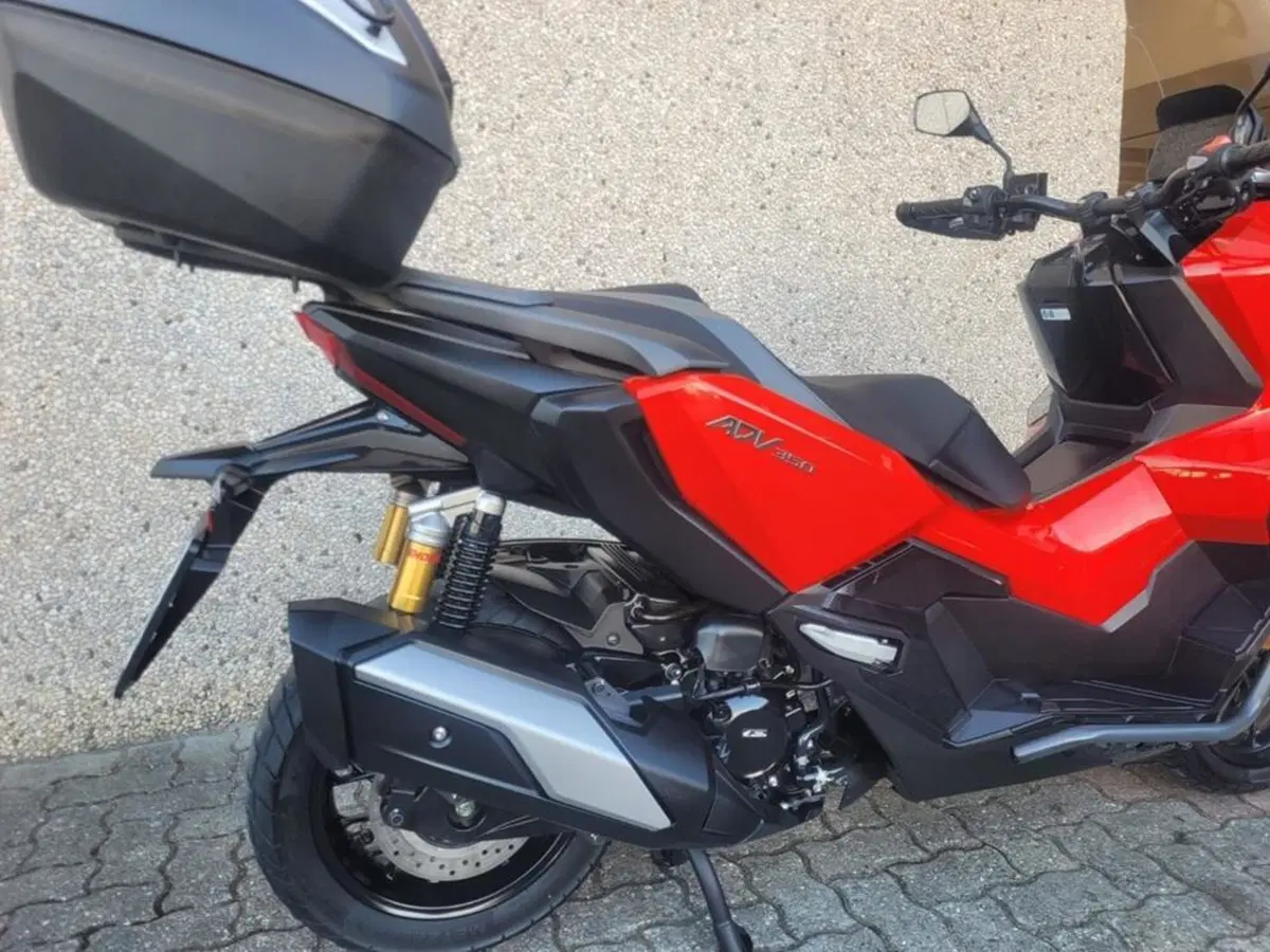 Honda ADV 350 (2025 - 26) (10)