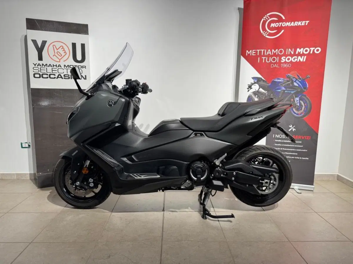 Yamaha T-Max 560 (2025 - 26) (2)