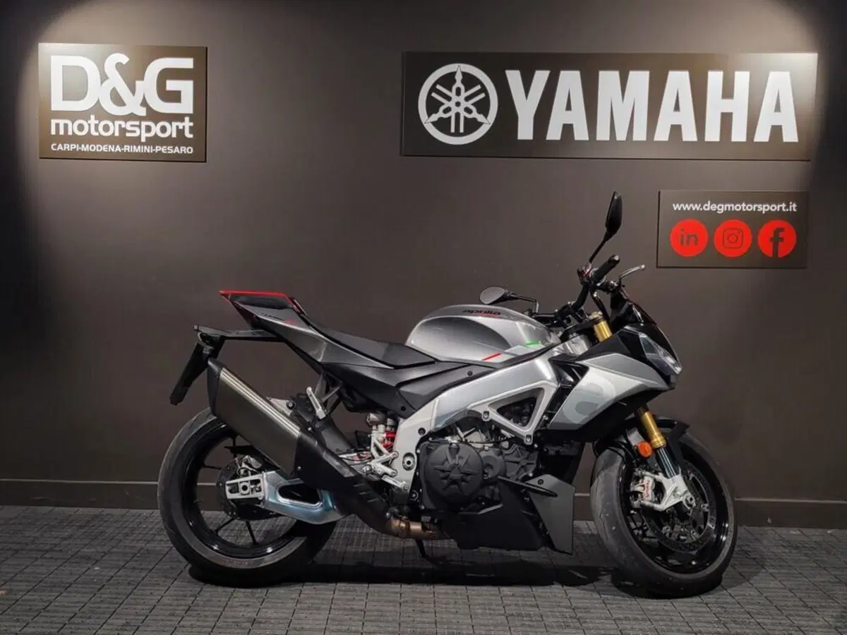 Aprilia Tuono V4 (2021 - 24) (4)