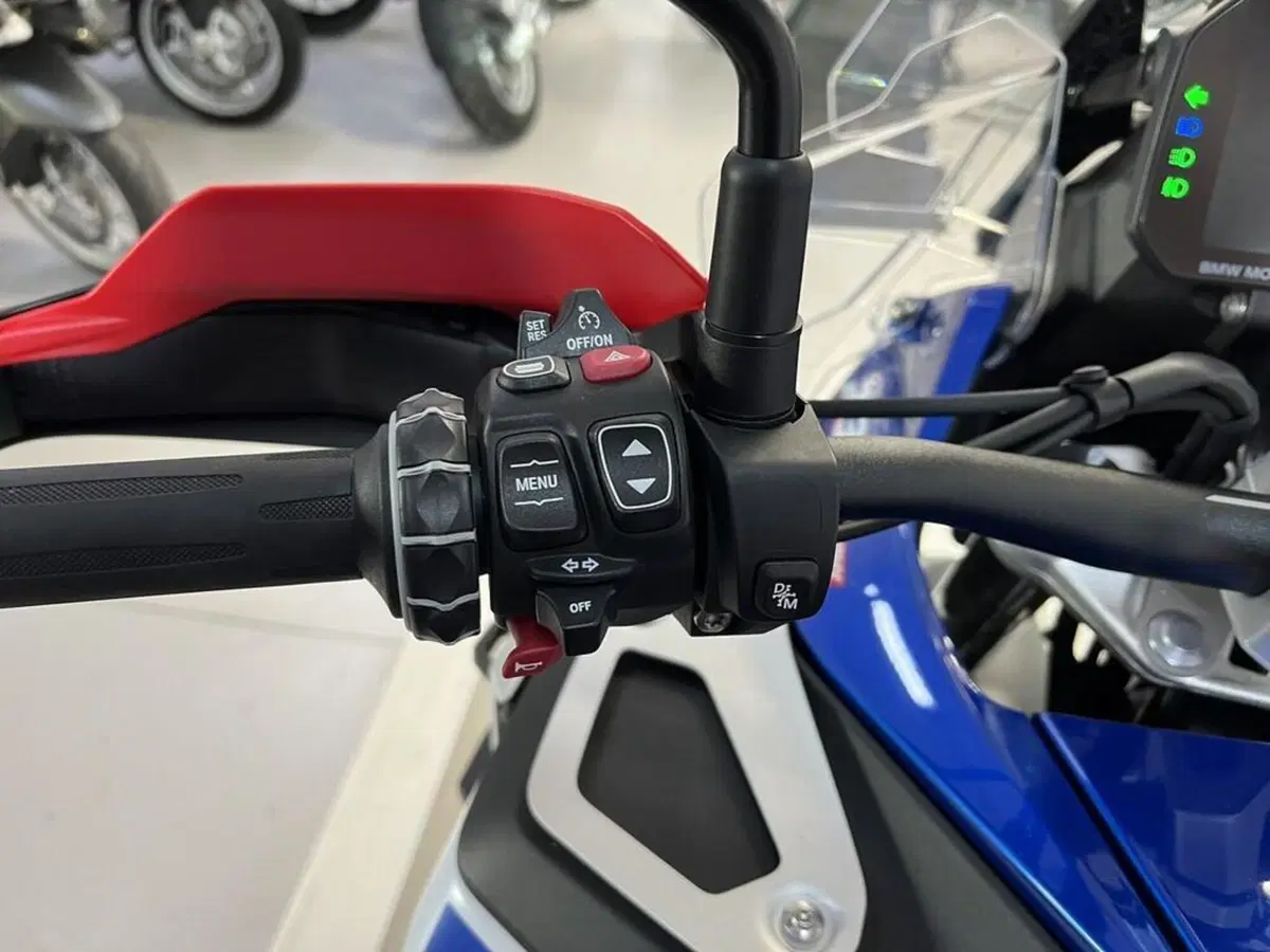 Bmw R 1300 GS Adventure Trophy (2025 - 26) (7)