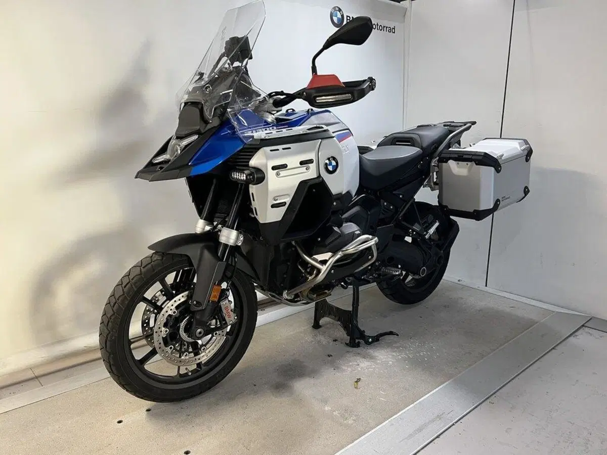 Bmw R 1300 GS Adventure Trophy (2025 - 26) (4)