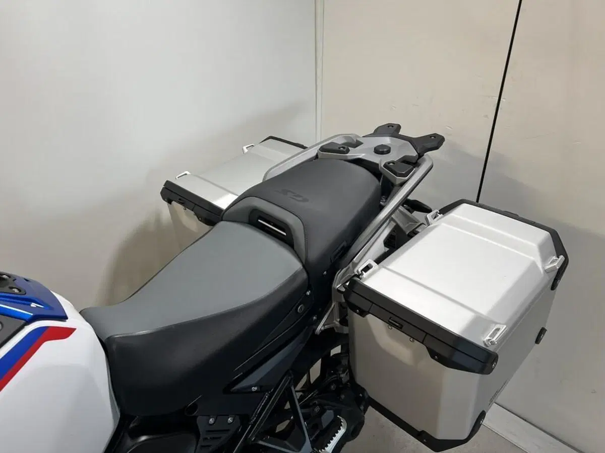 Bmw R 1300 GS Adventure Trophy (2025 - 26) (2)