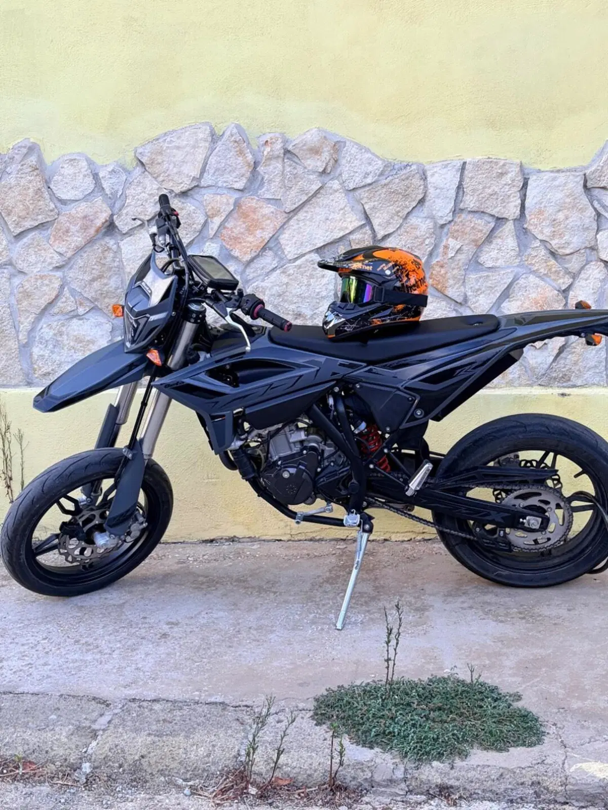 Betamotor RR 125 4T Motard T - X Special Edition (2025 - 26) (3)