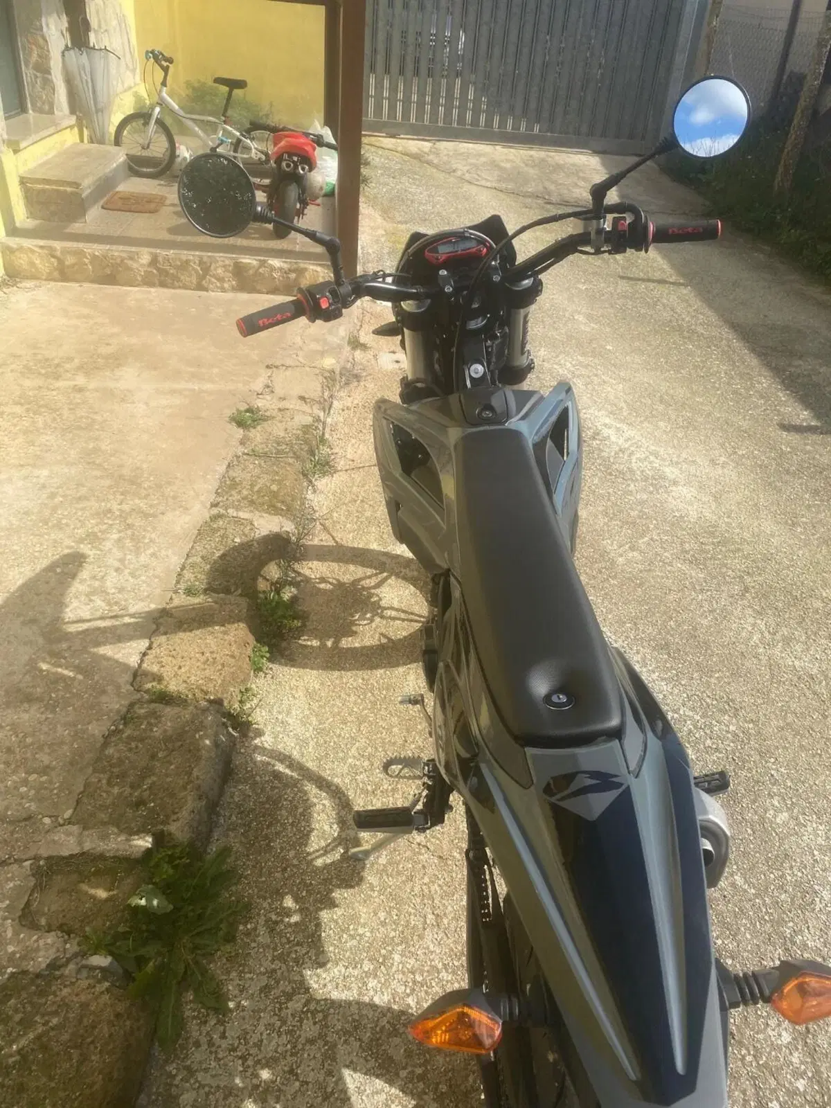 Betamotor RR 125 4T Motard T - X Special Edition (2025 - 26) (5)