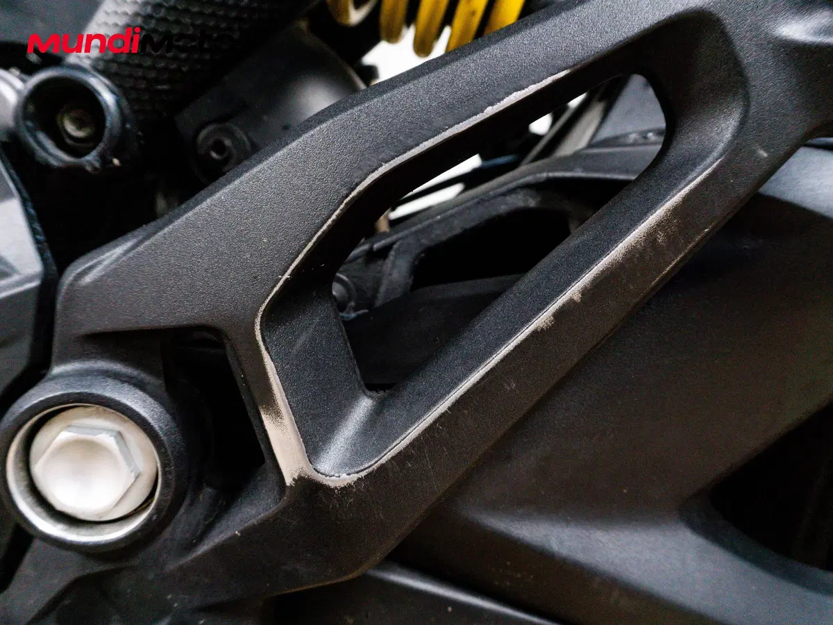 Ducati Monster 937 (2021 - 25) (13)