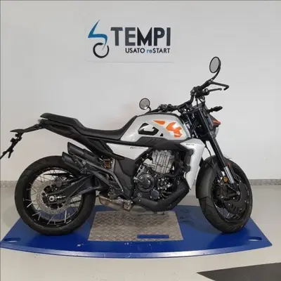 Zontes ZT350-GK (2022 - 26) usata