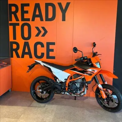 KTM 125 SMC R (2025 - 26) nuova