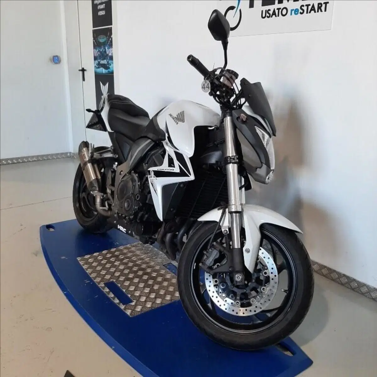Honda CB 1000 R (2011 - 14) (2)