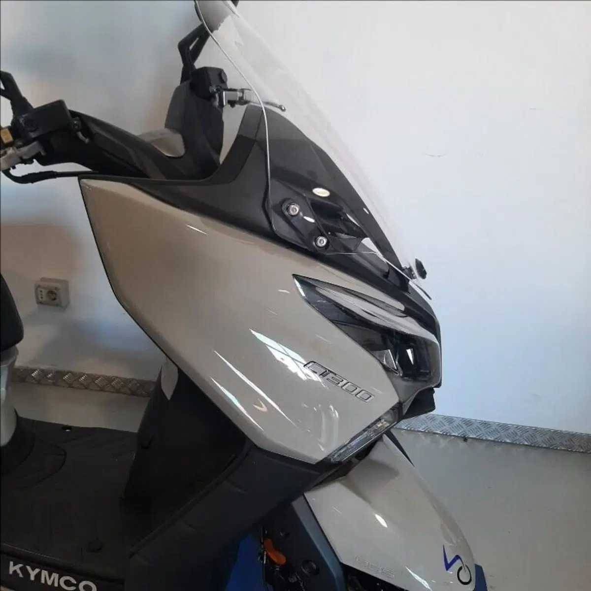 Kymco X-Town 300i City (2021 - 25) (3)