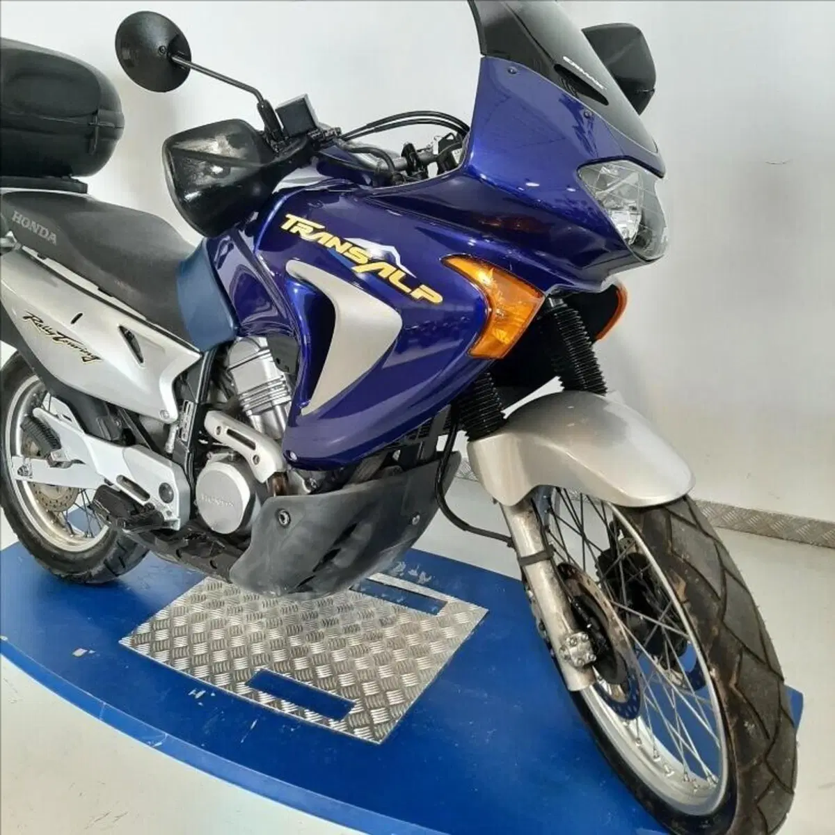 Honda Transalp XL 650V (2000 - 04) (2)